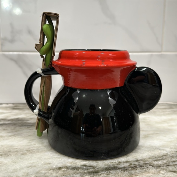 Disney Store Parks Classic Minnie Mouse Figural Mug with Flower Spoon NEW Box - Picture 4 of 11